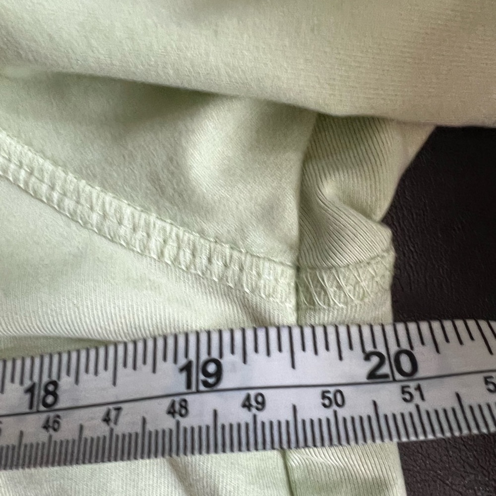 Vintage Izod tee light green - Picture 8 of 10